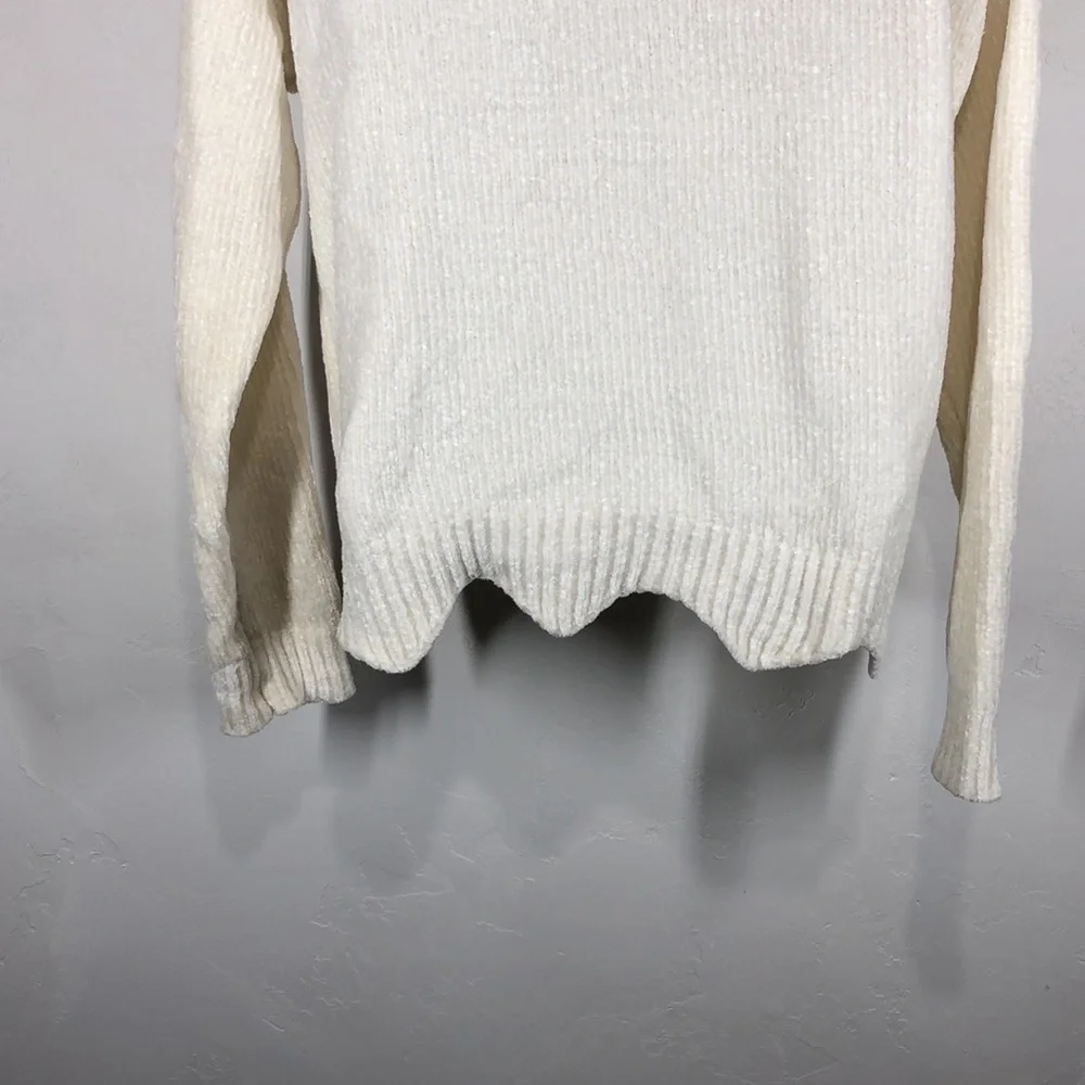 Love Tree cream super soft sweater size small - Picture 8 of 11